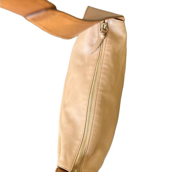 FRAME Two Textured shoulder bag in tan leather - Picture 9 of 16